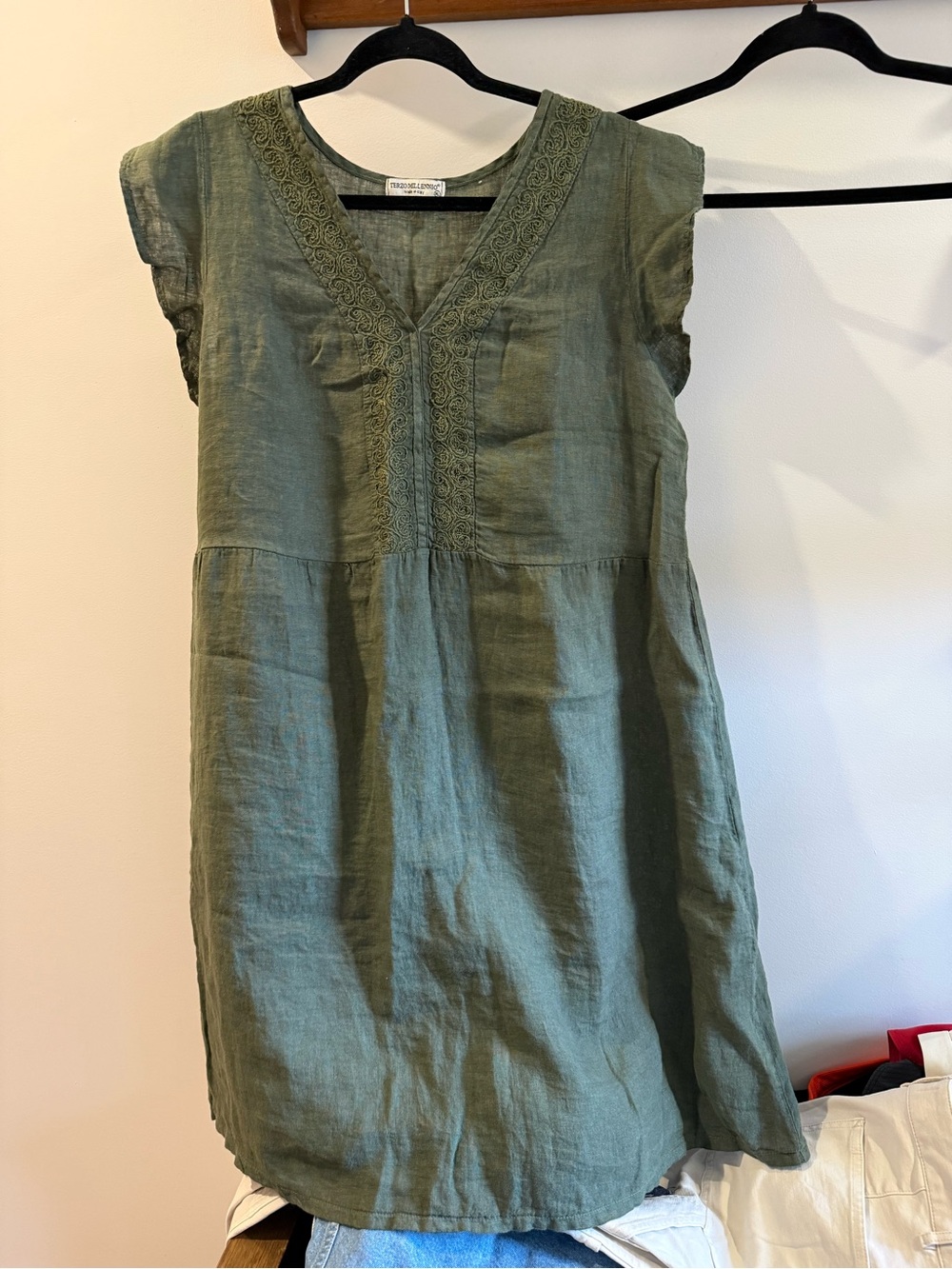 Green V-Neck Embroidered Midi Dress